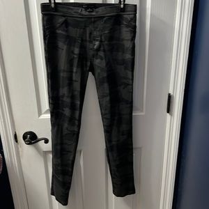 Santuary Leggings Camouflage Size M